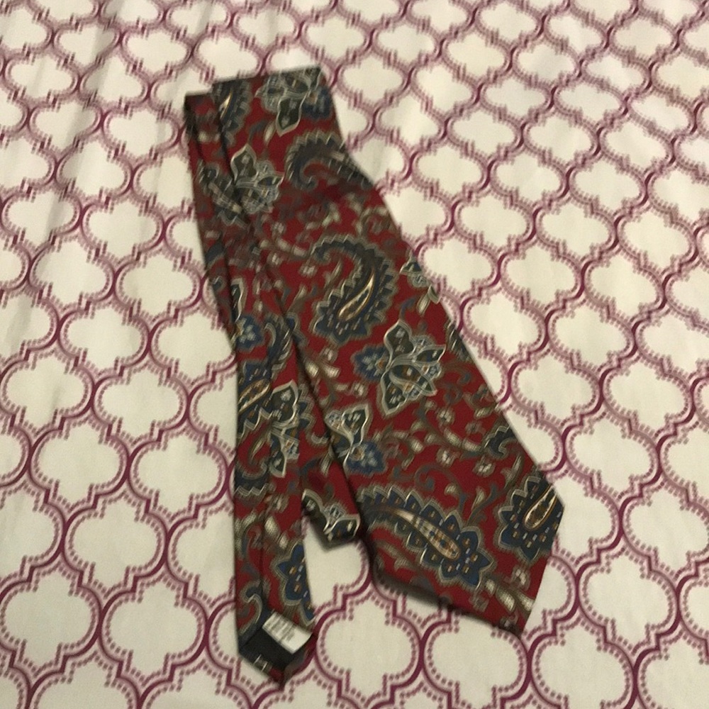 Wembley men's tie